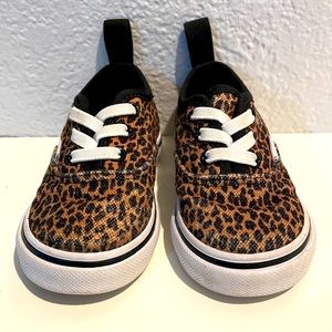 Vans “Off the Wall” Toddlers size 5 Cheetah print sneakers